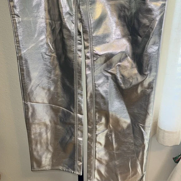 Good American Metallic Pants - NWOT Size 10/30 - Picture 5 of 7